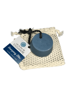 Shampoing bleu pour cheveu blanc et blond | Les bulles de Cassandre