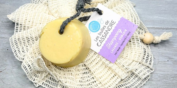 Shampoing solide : l’alliance parfaite pour vos cheveux.